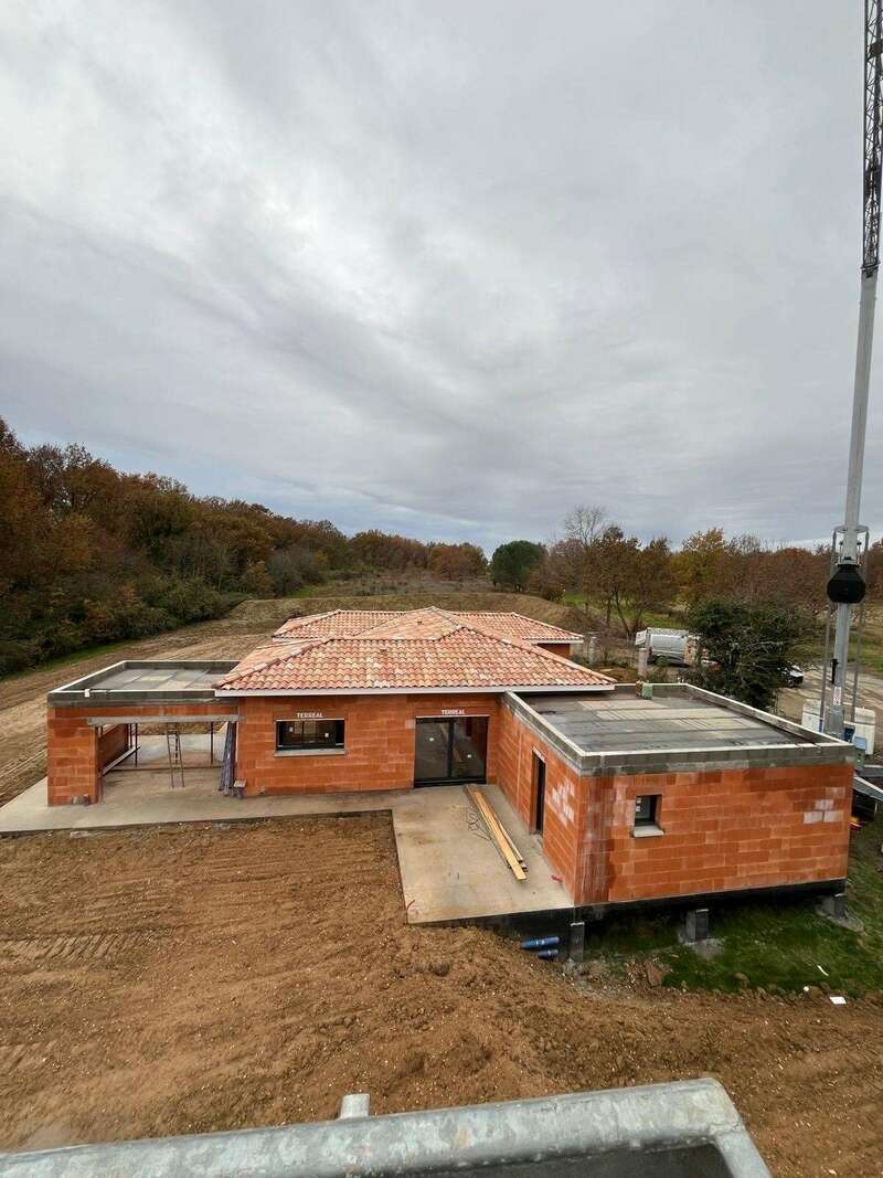 a03a8370-fe64-4e1e-b354-fe5a4dd3633b