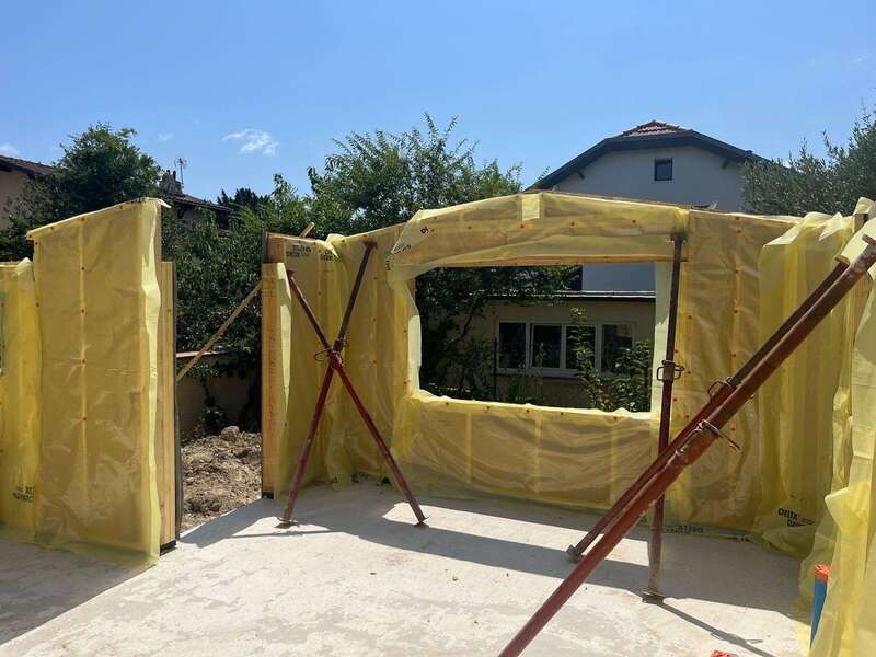 8176d7d5-bf10-4992-9e67-66b89ece6138