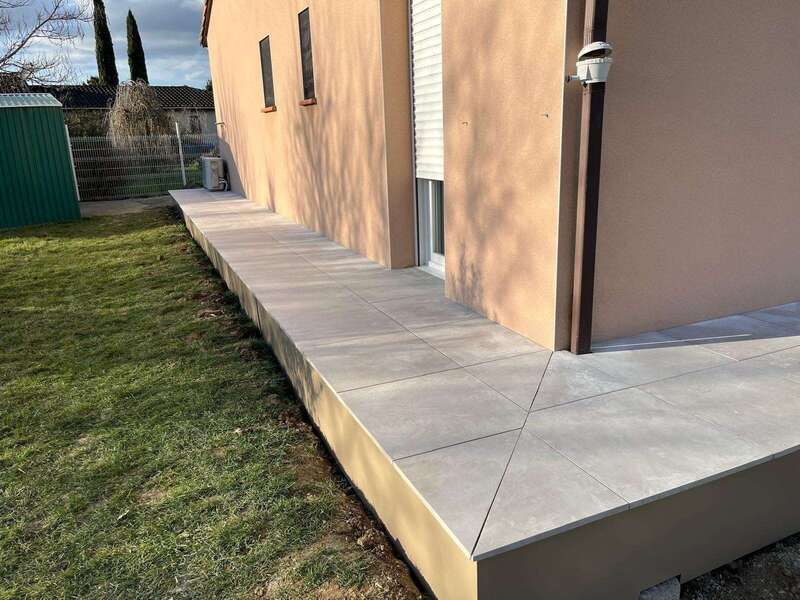 e70b4346-3c4a-46b8-a294-fe82b10edef8