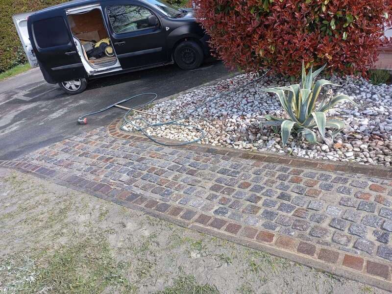 6d31d834-d5be-4864-96c0-5cef85e22215