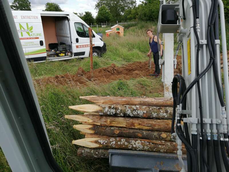 Chantier enclos poules pondeuses