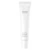 ampoule centella asiatique sur fond blanc