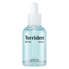 ampoule centella asiatique sur fond blanc
