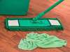 Le nettoyage pour traiter les puces de lit