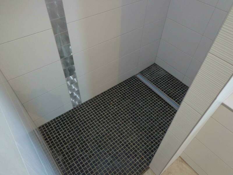 salledebain1__1___1_-min