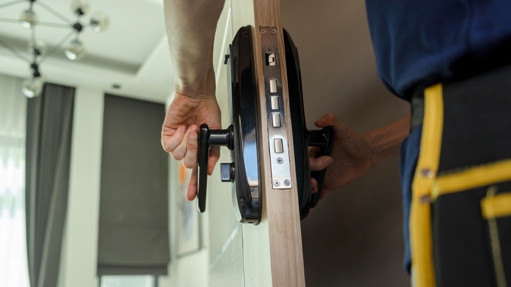 Serrurier ouverture de porte claquée Angoulême