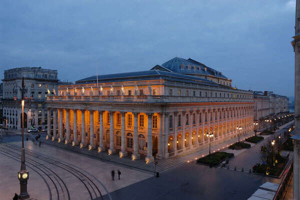 Comment choisir une conciergerie locative à Bordeaux : guide complet pour propriétaires