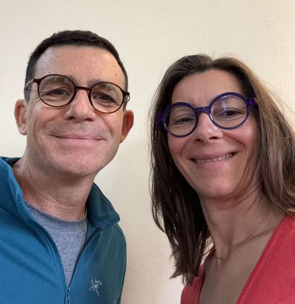 Igon : Un couple de thérapeute qui vous reconnecte à vos ancêtres