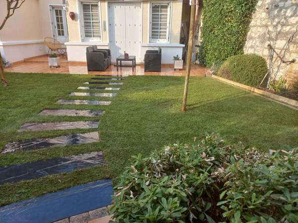 LES PETITS JARDIN