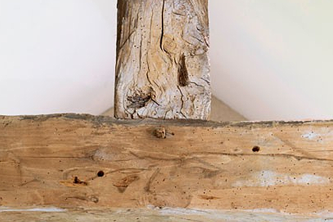 Traitement de charpente en Rhône-Alpes | LJE Rénovation