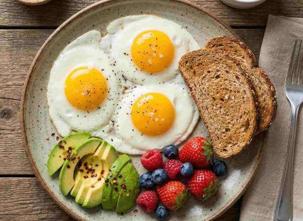 Que manger au petit-déjeuner à la ménopause ? 7 idées simples