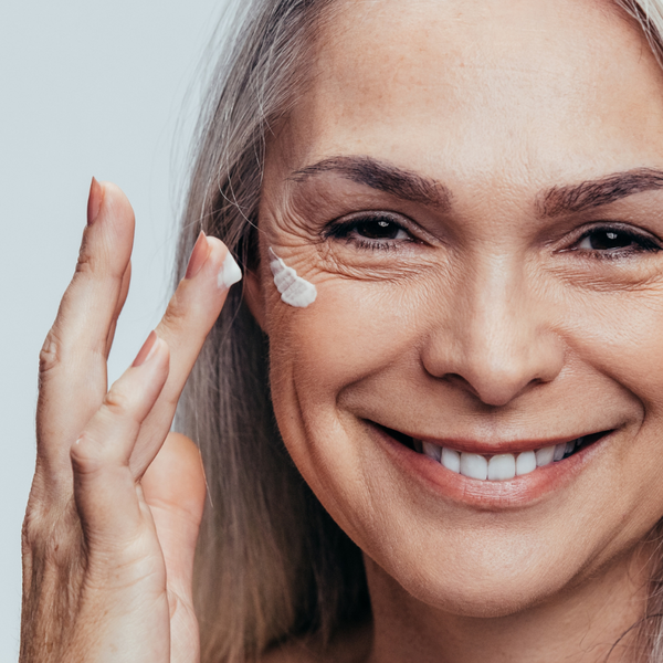 Les meilleurs traitements anti-âge pour une peau visiblement plus jeune sans chirurgie 