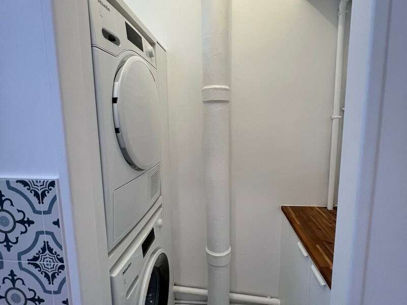 d94e7227-c4ce-4ed1-9b1c-ee91e68b16a8