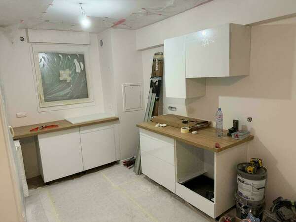 Rénovation d'un appartement à Orly - appeler moi au 06 25 77 44 12. Alex 