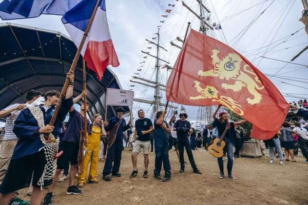 Quand la mer relie les histoires…