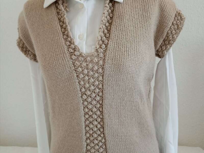 Débardeur tricoté en maille astrakan