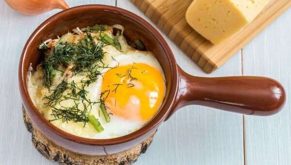 Œuf cocotte à la truite et à l’aneth 