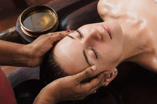 Séance Crâno-reflexo (Shiroabhyanga-Reflexologieplantaire)