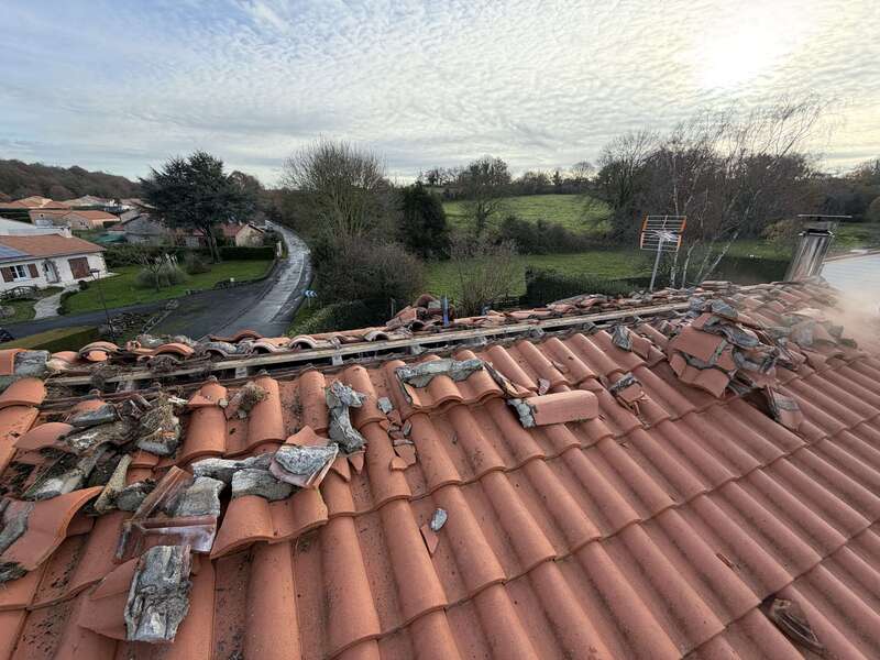 nettoyage complet de toiture a cholet avant