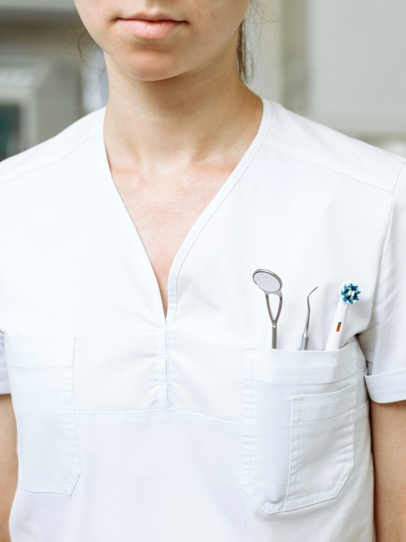Dr TAHERALY