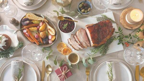 Des Fêtes Festives et Saines : Conseils Nutritionnels pour un Décembre Gourmand