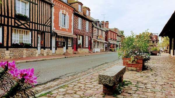 Que faire à Beuvron-en-Auge ? Activités et séjours authentiques en Pays d'Auge