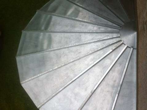 Toit plat à facette en zinc.