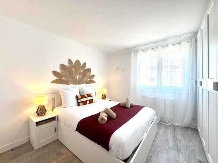 e43b8fbb-0111-4e18-8d81-936f167978cd