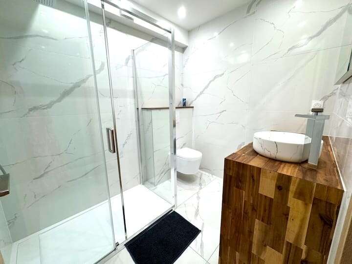 3e167f6a-ebcc-431d-b4b0-dd69e142be85