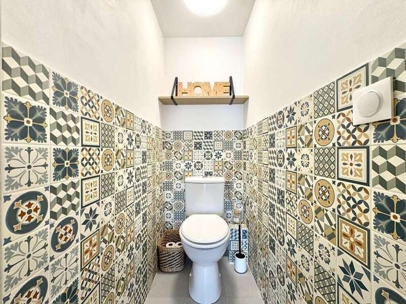 69b6fb18-70dd-4da8-88af-2e8a92d31483