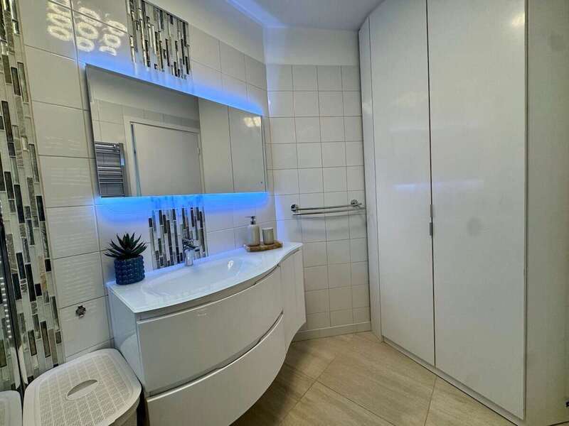 027f10f3-2f3a-4f1d-abcf-a626d5159b64