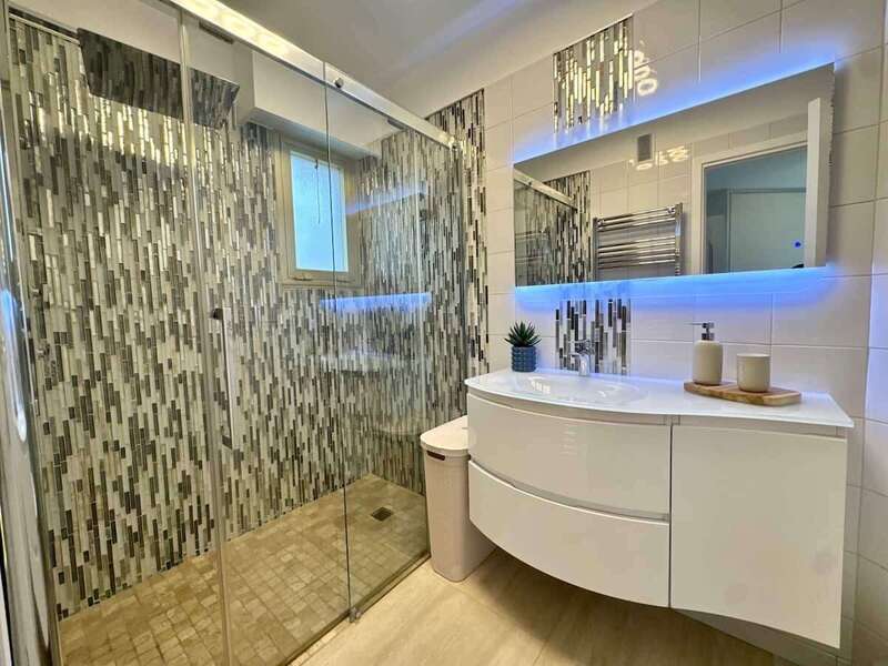 993eaef7-58e2-42ec-b143-9b7a6137b9f9