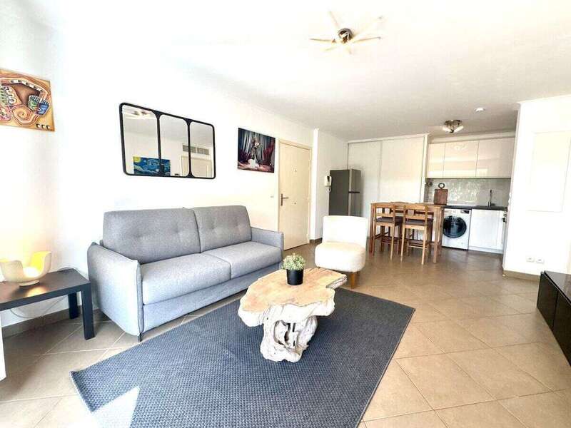 9cb02af4-fb2c-4a66-8551-a5ad95d1b0ac