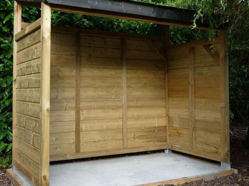 abri_a__bois_mimosas_2_edited1