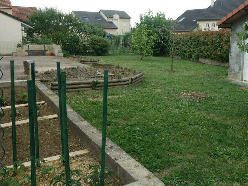 metzervisse_residentiel_jardin_terrasse_avant