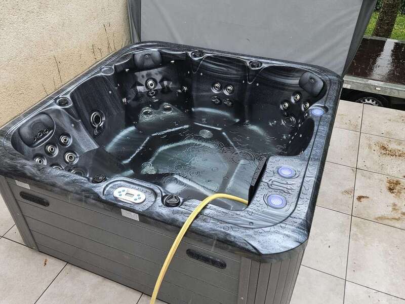 24422fe7-64e0-479c-9eed-ae850be0c9da