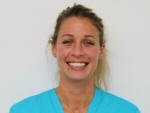 Sabine assistante dentaire qualifiée