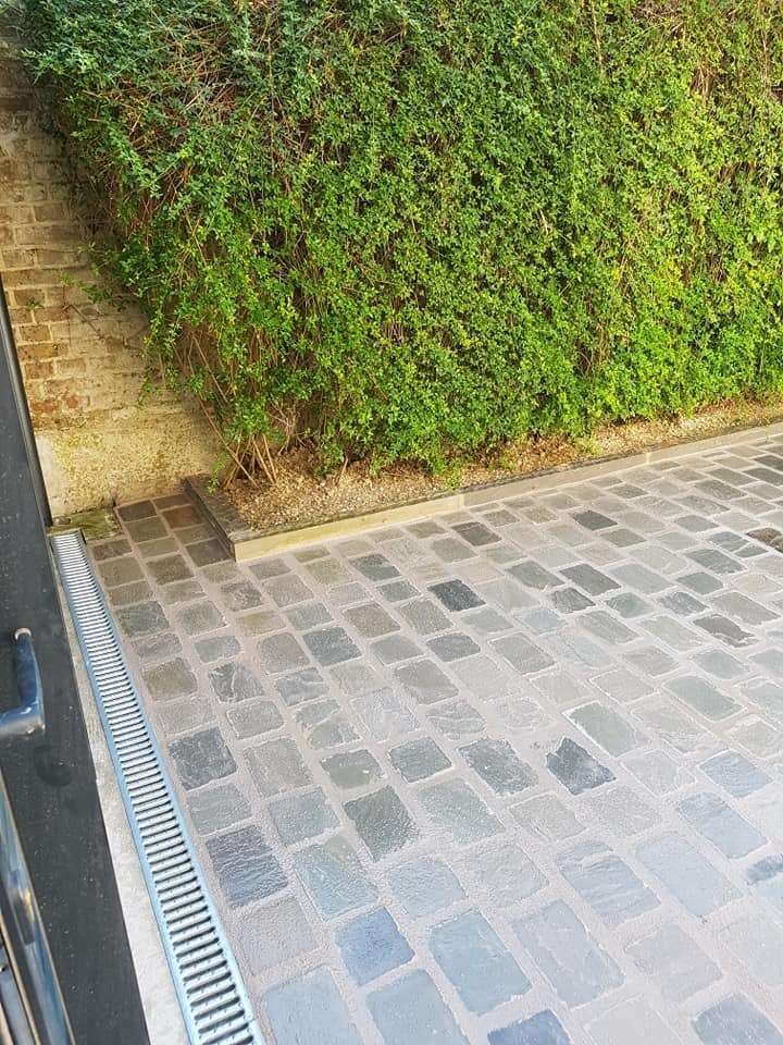 36392034_2127182487500823_1124689108317241344_n