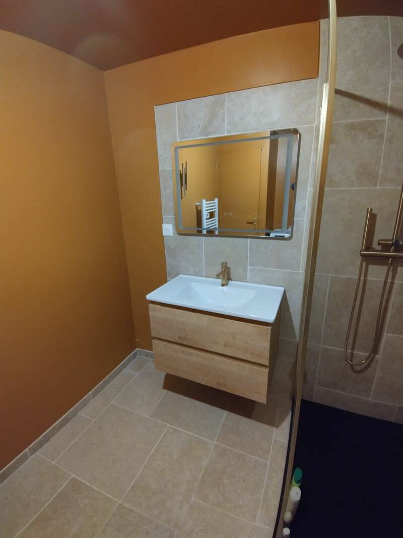 img_20231123_180034928