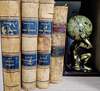 avocate en robe dans un cabinet juridique