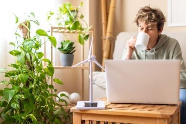 Télétravail transfrontalier : des précisions de l’Urssaf