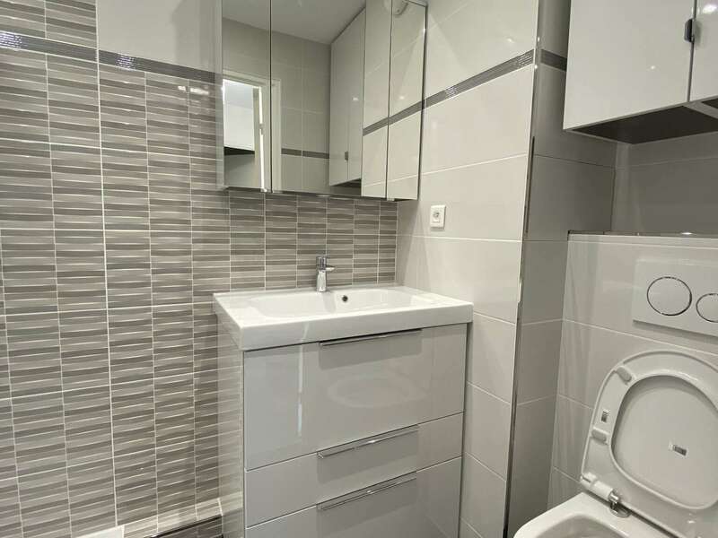 ee10c807-9188-4361-8898-3af38d2fc6bb20210827-831345-1l90npo