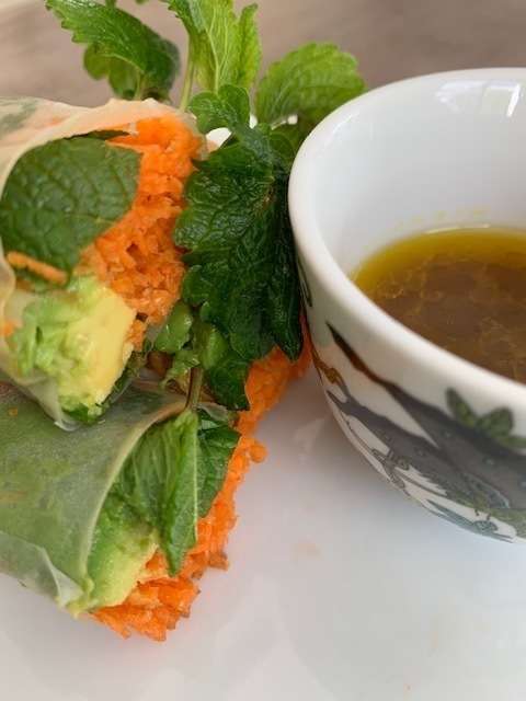 Rouleaux de Printemps et Sauce au Gingembre