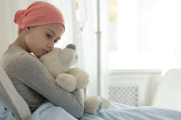 L’ONCOLOGIE PÉDIATRIQUE : UN COMBAT MÉDICAL ET HUMAIN D’UNE RARE INTENSITÉ