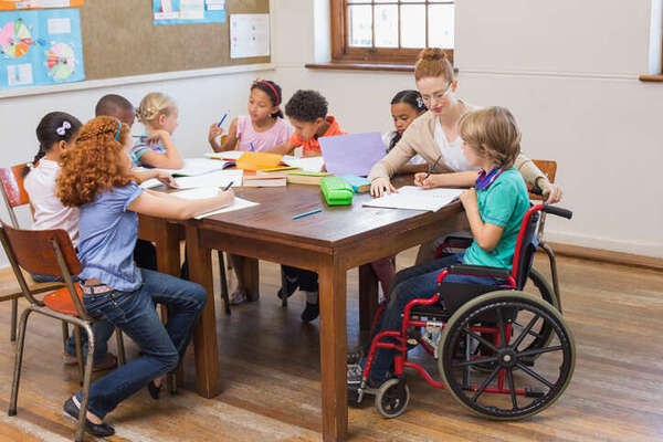 Nouvelle circulaire 2025 sur les EMAS : un tournant pour l’école inclusive