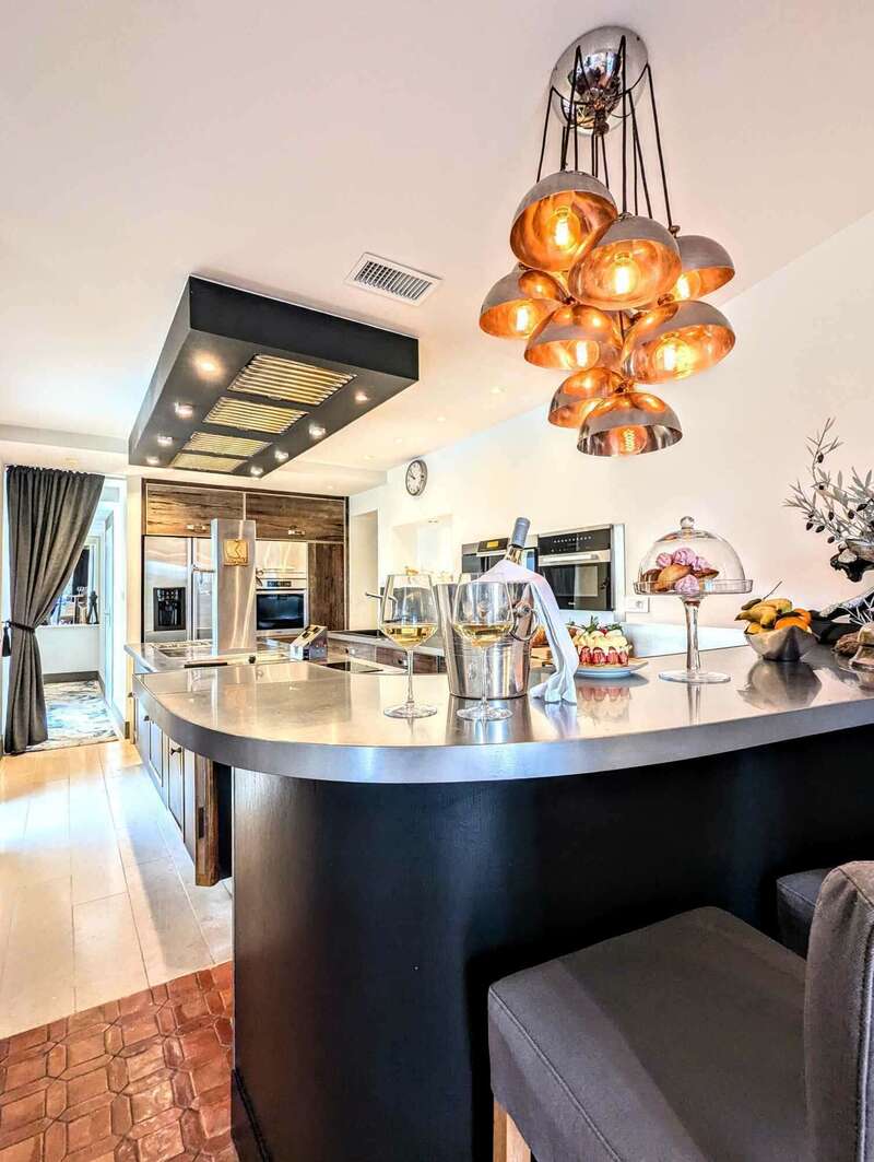 487969941_524385477147412_3271147612146707681_n