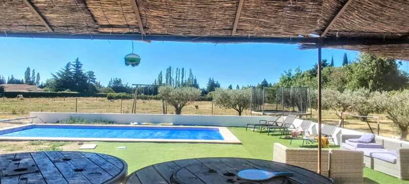 8e28ad19-359b-409d-8d78-c9616a164e21