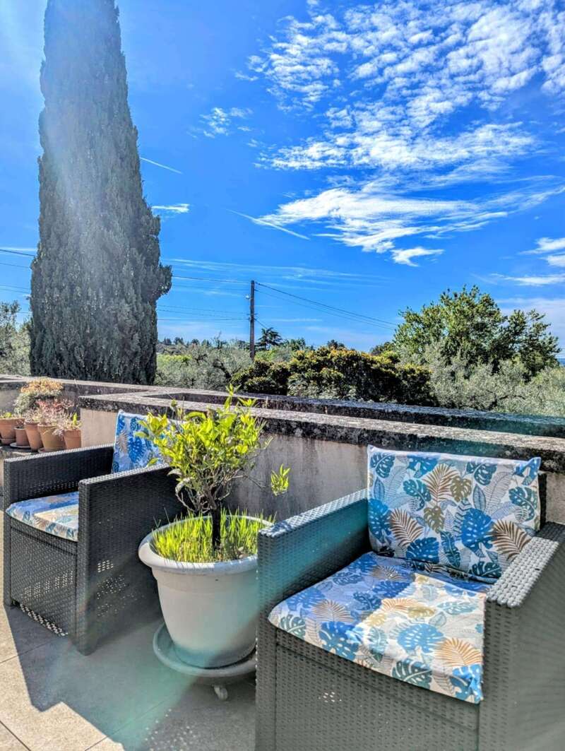 ba495634-d6b5-4248-ae21-a5437d50ec90