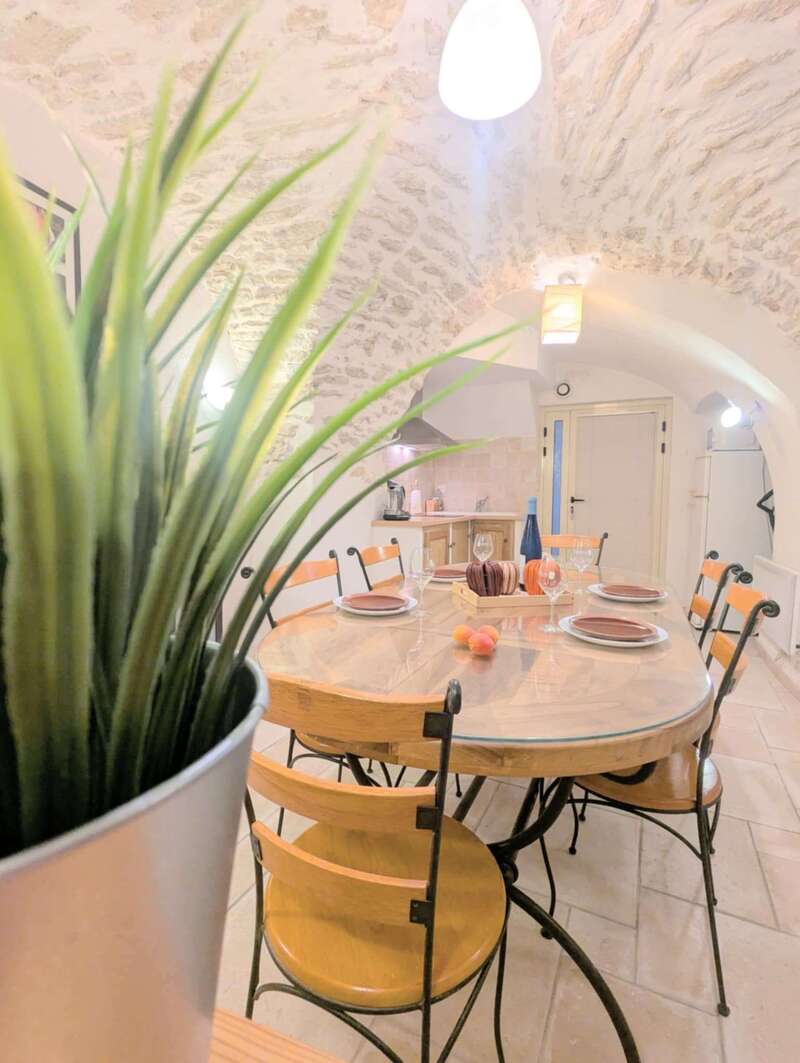 36a5f5dc-2b33-4dfb-80fd-00497d9bc1ab