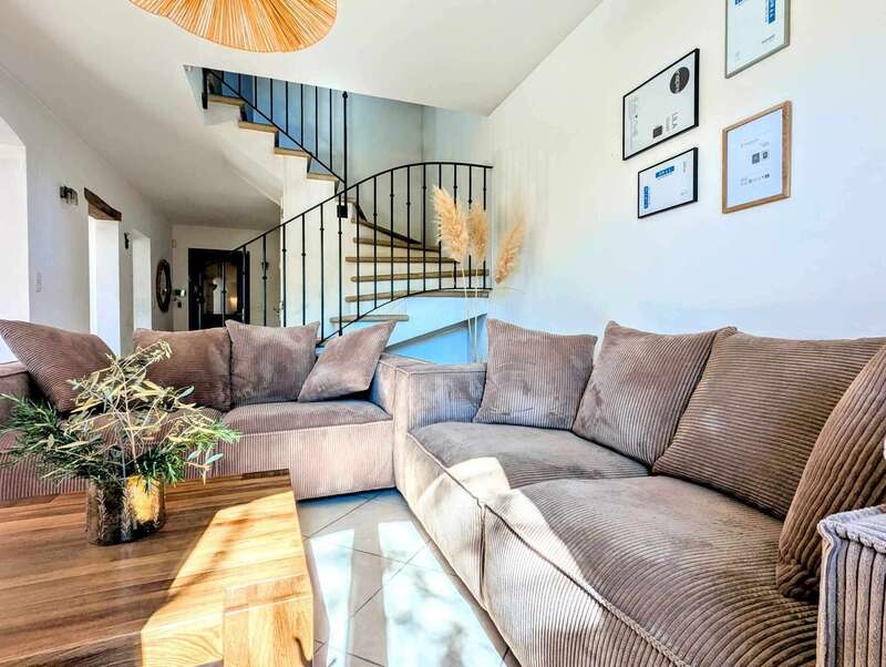 483634894_1203844288008292_3662611382221280141_n